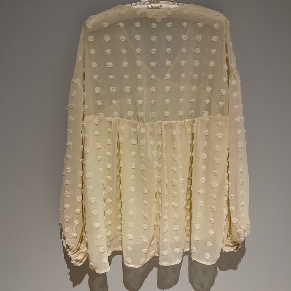 Cream Pom Pop Top - Picture 5 of 5